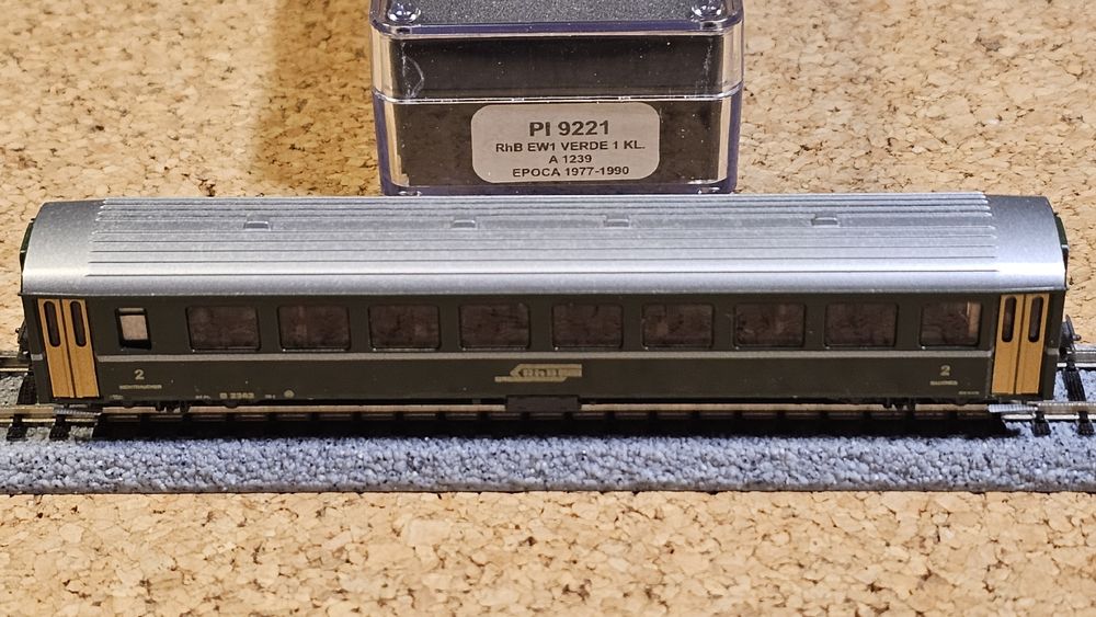 RhB EW1 grün 1. Kl. Modell Personenwagen PI 9221 (Neu und ...