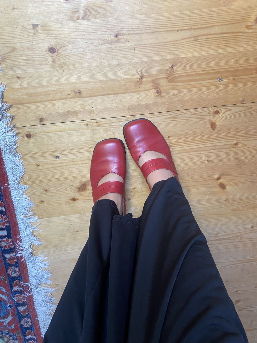 Scarpe da donna: Mega süsse Sommer Schuhen rot – Usato da Rehetobel venduto da Norea69 3