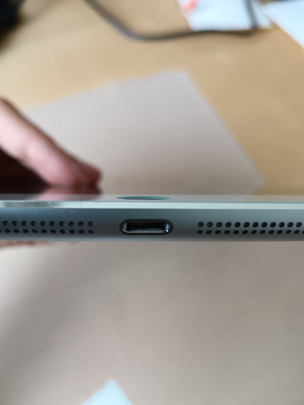 Apple Tablet PC: iPad Air ca. 2014 – Usato da Wauwil venduto da kai_v59l 3