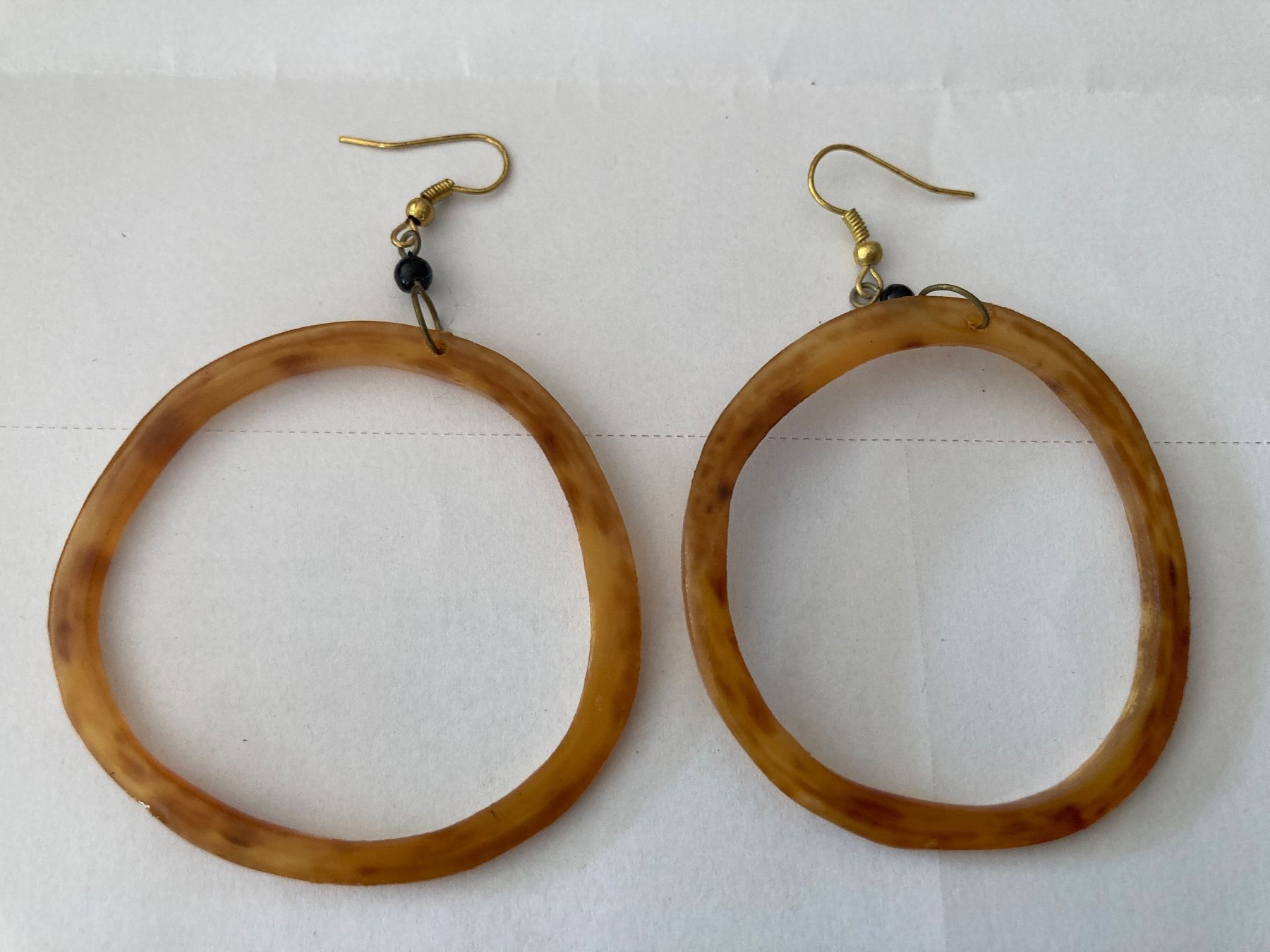 Orecchini pendenti & Orecchini a lobo: Ohrringe aus Horn, Handgemacht – Nuovo (secondo la descrizione) da Gelterkinden venduto da froggy80 1