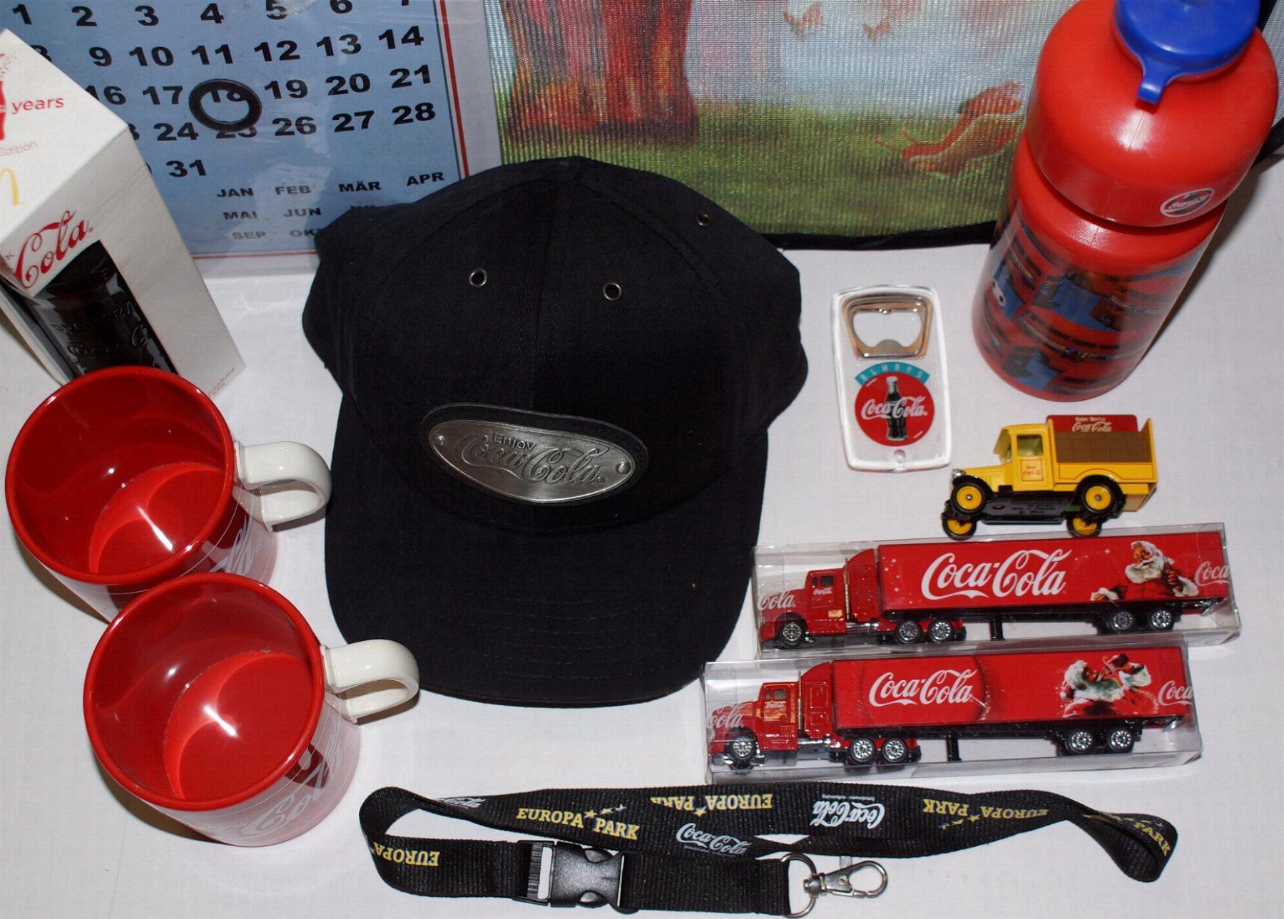 Coca-Cola Trinkflaschen & Thermosflaschen: kleine Coca-Cola Sammlung  (04) – Gebraucht aus Pfäffikon ZH von Colacity 1