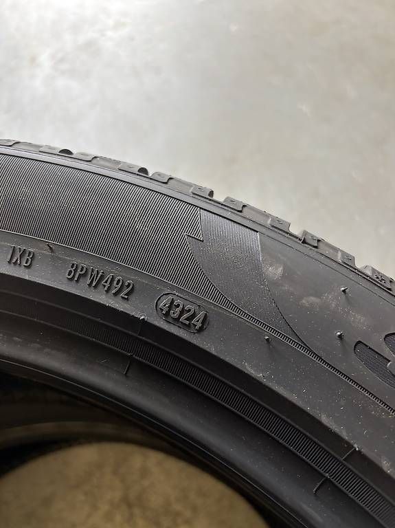 Pneumatici & Ruote complete: Winterreifen 285/40R22 Pirelli  – Nuovo e nell'imballaggio originale da Gerlafingen venduto da Pneu-Puric 3