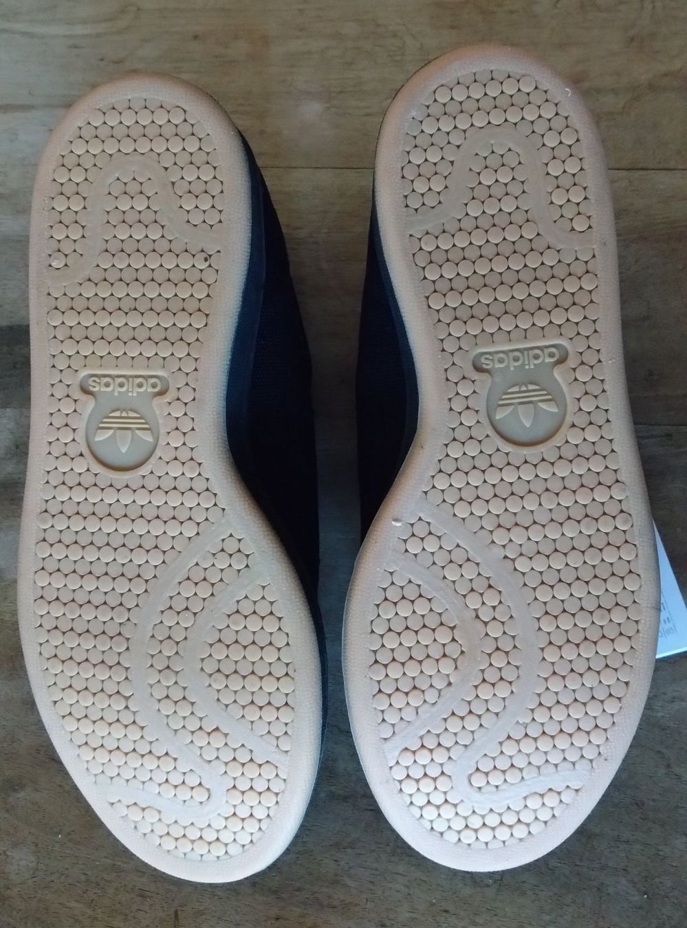 Adidas Scarpe da donna: Adidas Stan Smith schwarz Gr. 38 2/3 NEU – Nuovo e nell'imballaggio originale da Fislisbach venduto da Maieriisli25 1