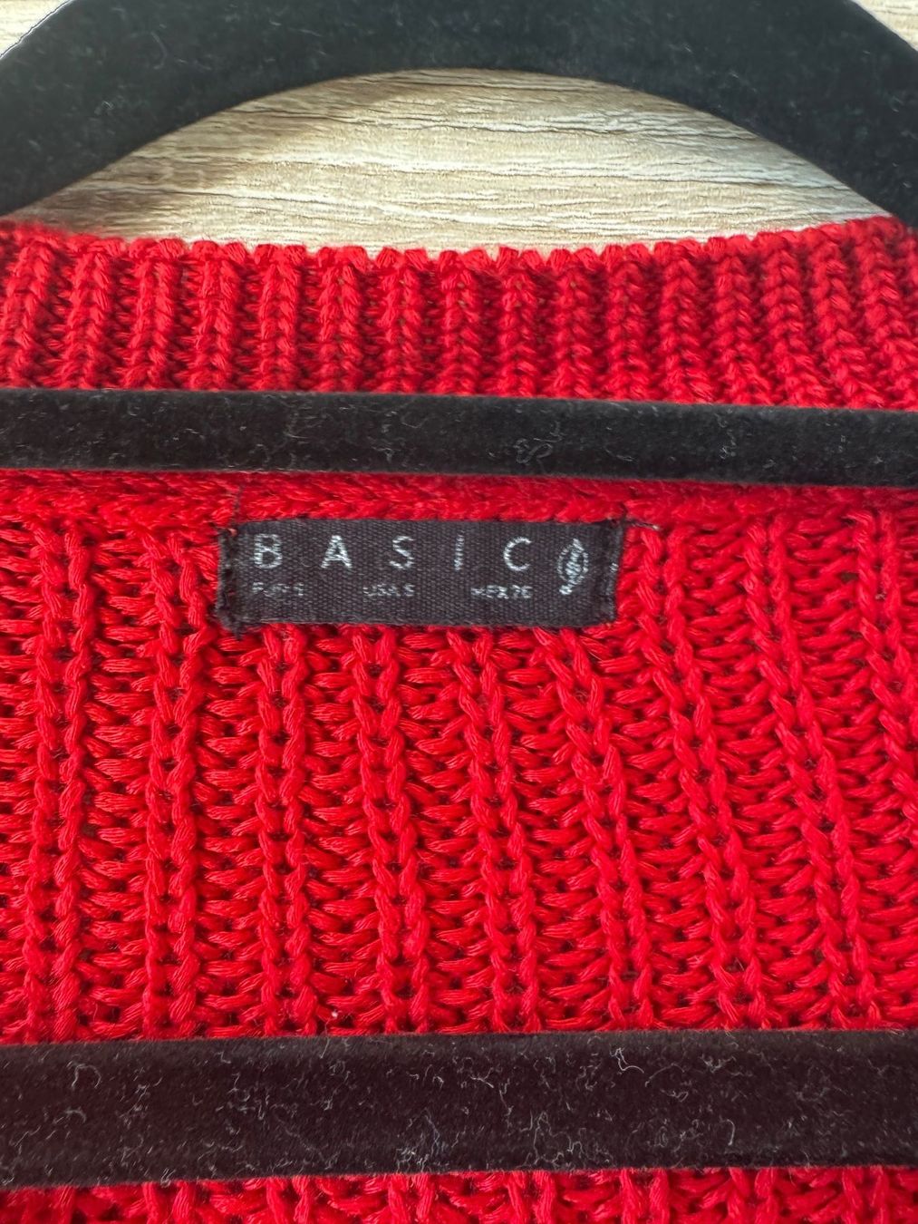 Stradivarius Maglioni & Felpe: Pull rouge – Usato da Montreux venduto da iizaa811 1