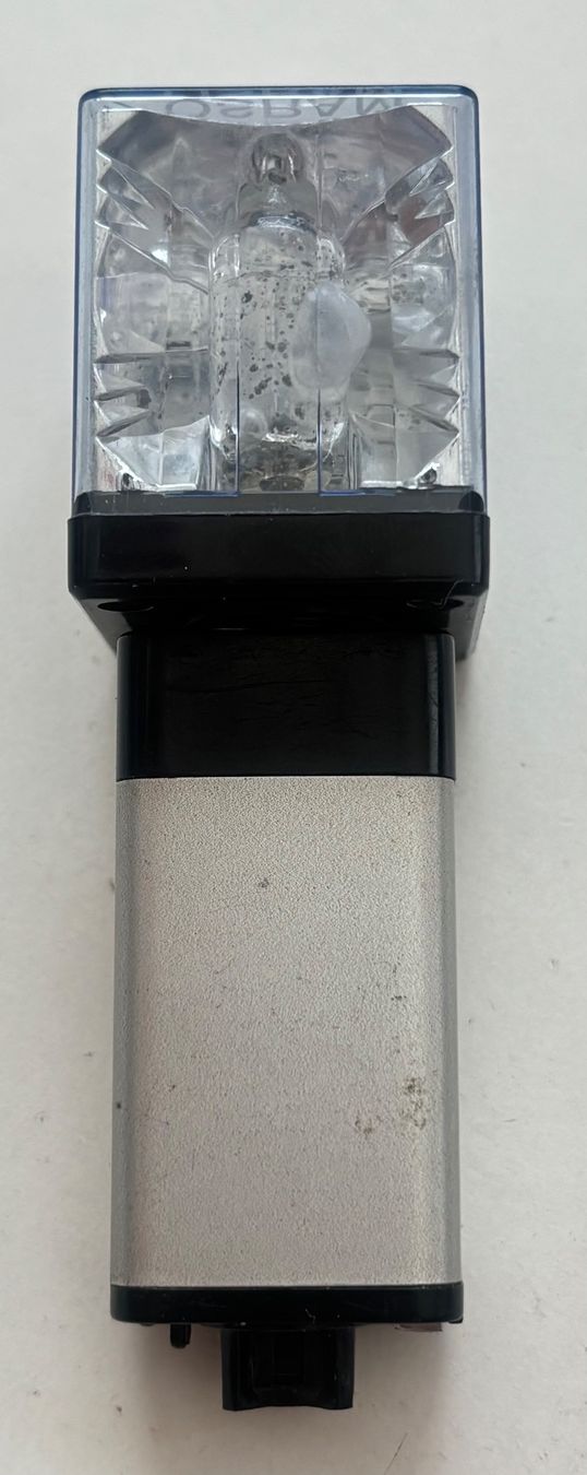 Agfa Blitze: Support Agfa pour Flash avec 1 flash Osram - 1/4 restant – Gebraucht aus Neuchâtel von gefdeneuch 2