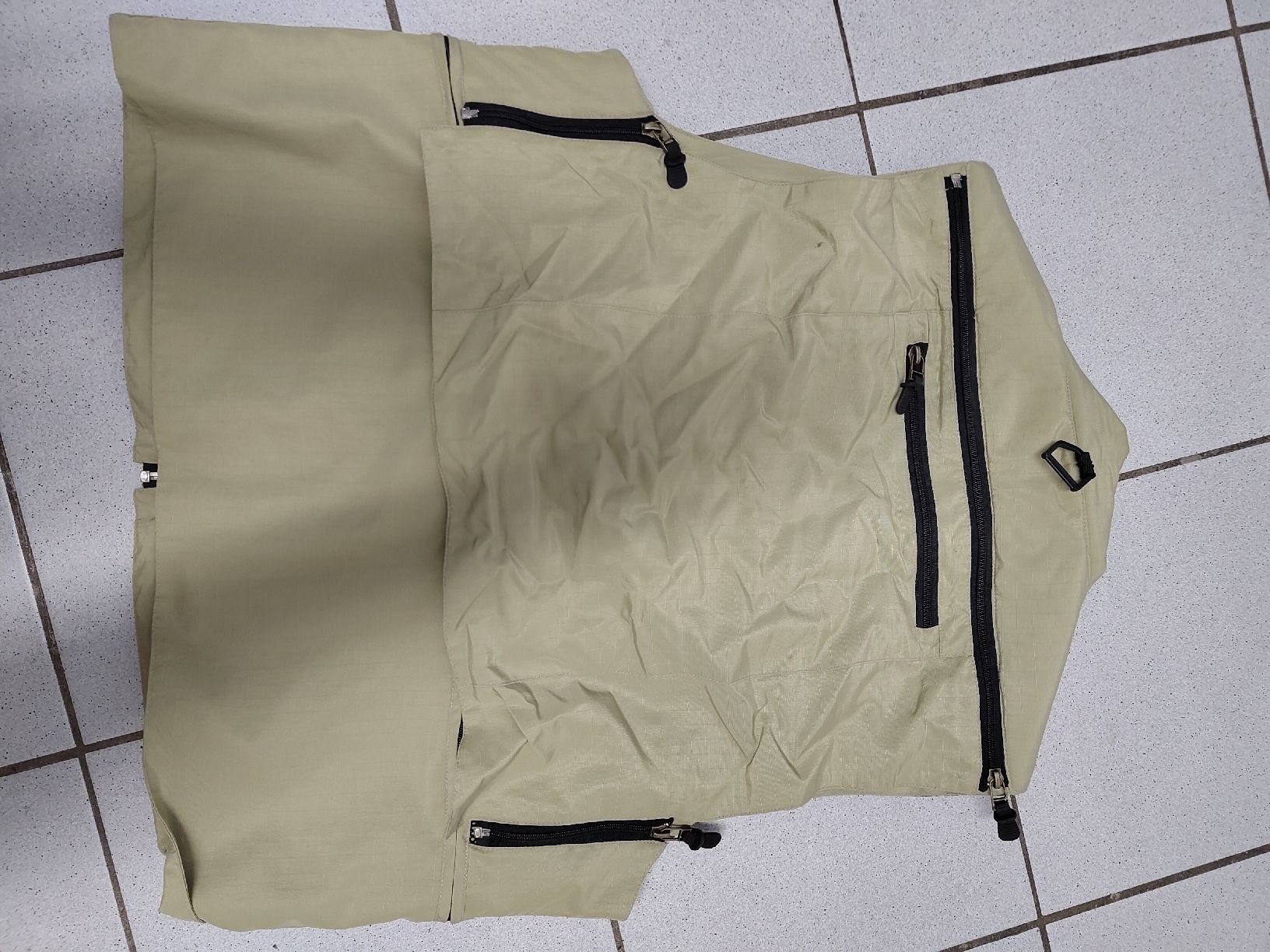 Gilets & Westen: Angler Weste Bynon – Gebraucht aus Warth von dai_m2tk 1
