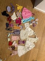 Diverse Barbiekleider
