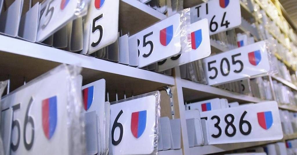 Insegne: TI544 - Targa 3 numeri – Usato da Melano venduto da davide.caccetta