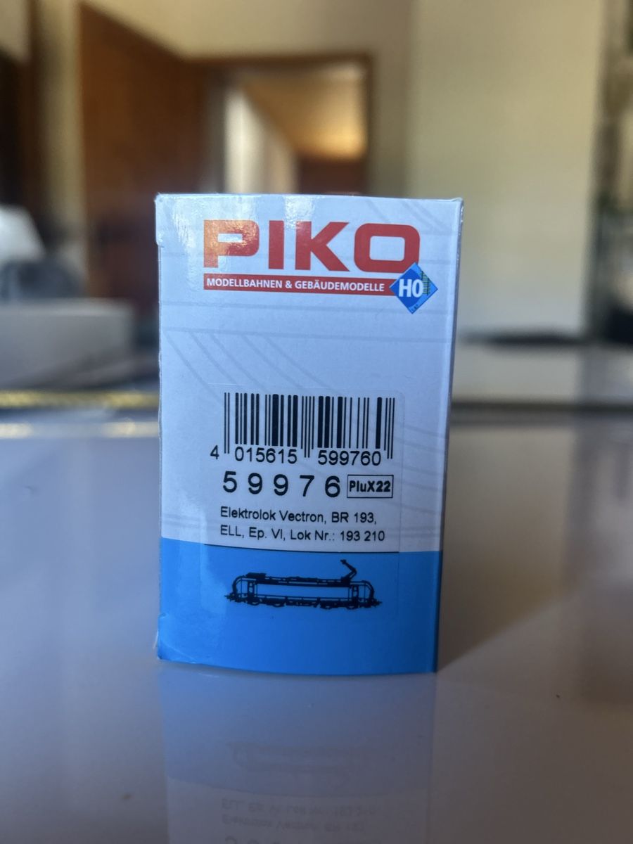 Piko Modelleisenbahnen: Piko SBB Chargo RE 482 – Gebraucht aus Bözen von Viloujack 1