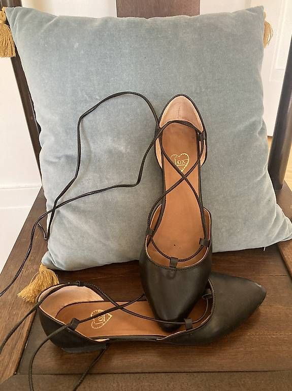 Scarpe da donna: Damenschuhe zum Binden, Gr.40 – Usato da St. Gallen venduto da jbr_q7tx
