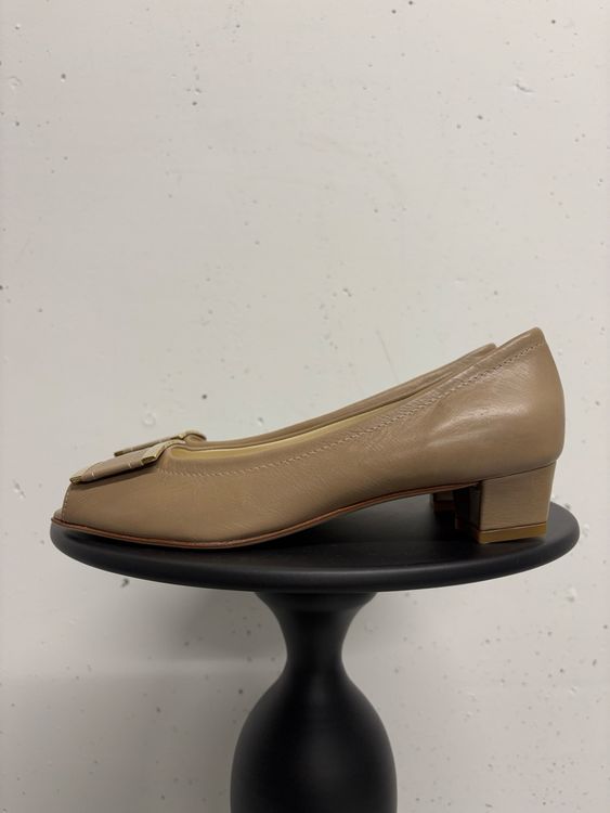Ballerines Baldinini En Cuir Verni Beige Taille 38 - Occasion En Bon état