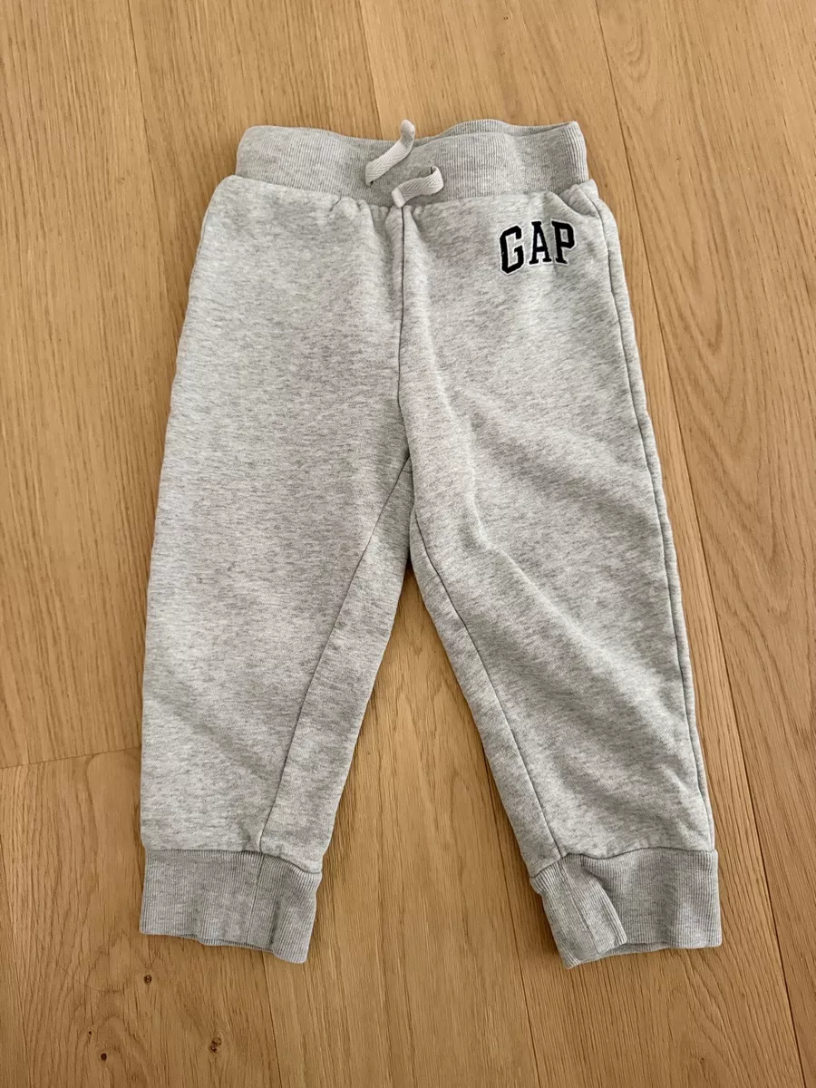 Pantaloni: GAP Hose Gr. 92 – Usato da Rain venduto da Heike5284