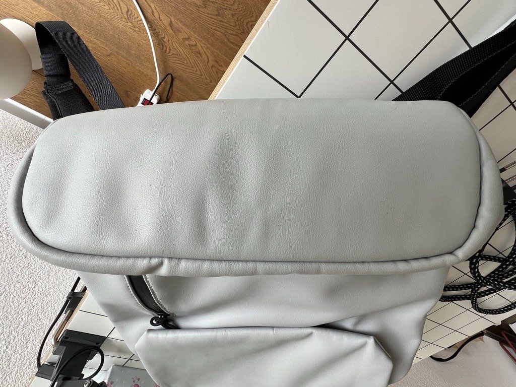 Zwei Zaini: Zweifach Rucksack hellgrau, neu – Nuovo (secondo la descrizione) da Solothurn venduto da Scoony 4
