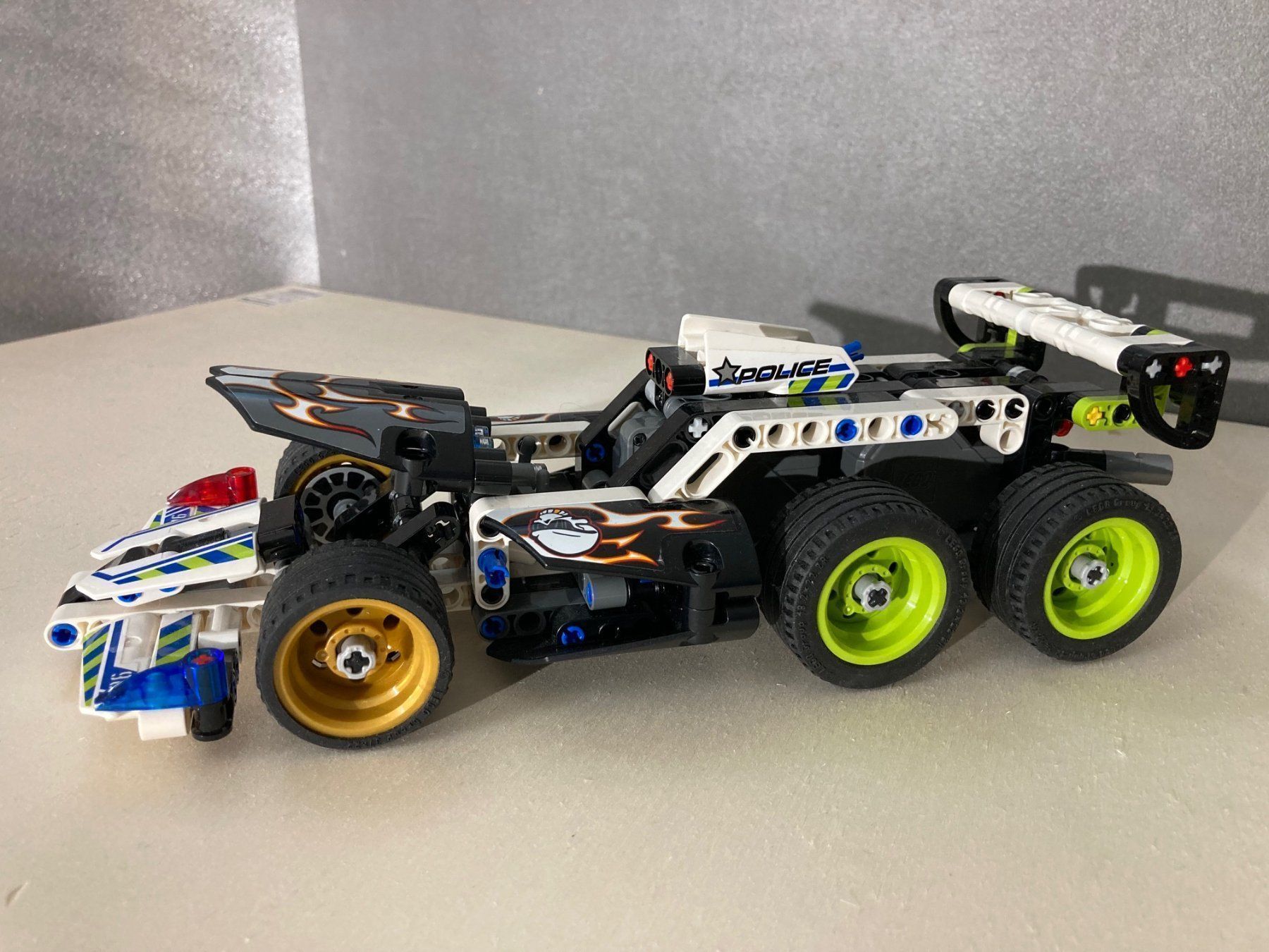 Lego Kit di costruzioni: LEGO® Technic Rennwagen Doppel-Pullback – Usato da Glattfelden venduto da Flip4u 3