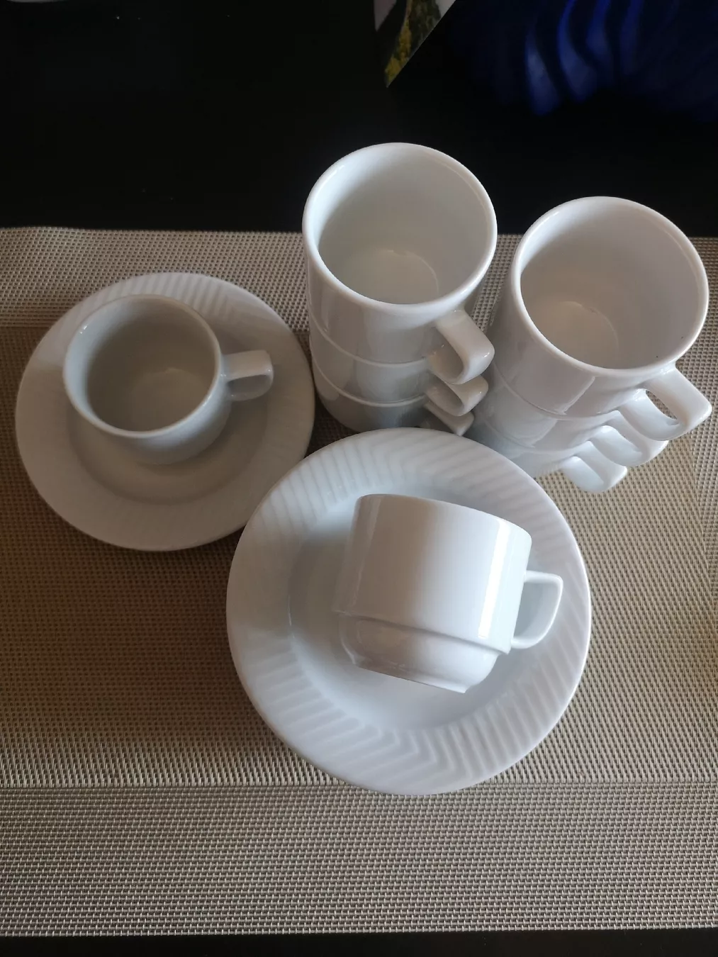 Set di piatti: Langenthal, Kaffeetasse – Nuovo (secondo la descrizione) da Dietikon venduto da aro_mr6l 1