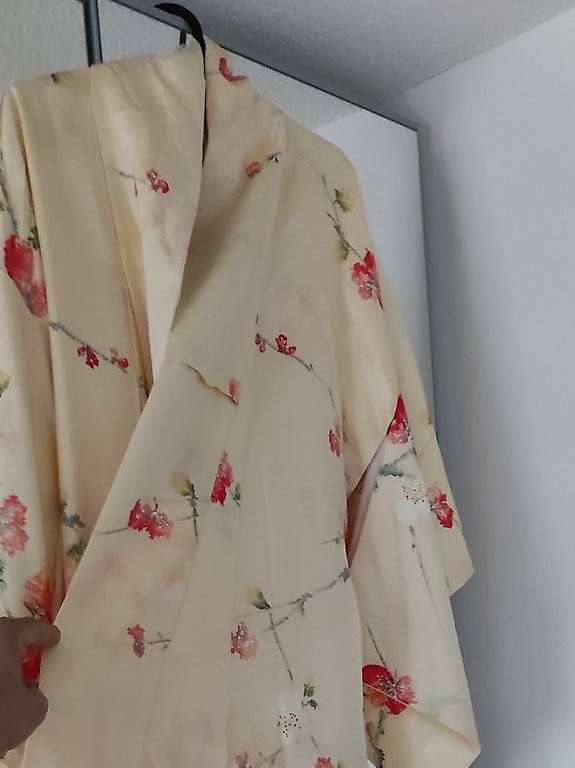 Kimonos: Kimono, gelb, Tokyo 135° – Gebraucht aus Zürich von bre_7hlh