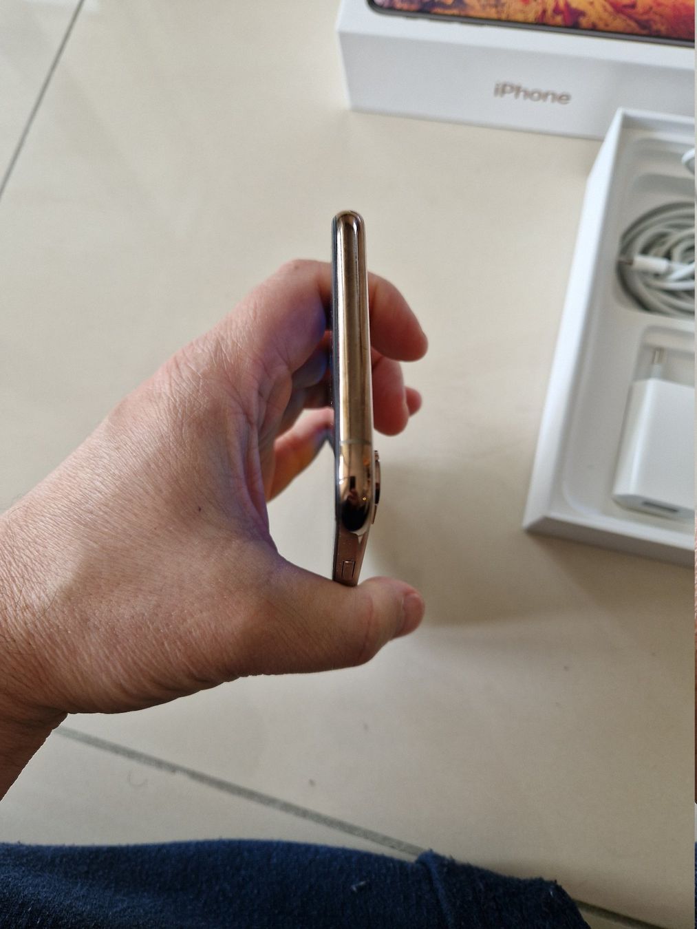 Apple Handys / Smartphones: iPhone Xs Max 64GB Gold 2314 – Gebraucht aus Münchenbuchsee von  7