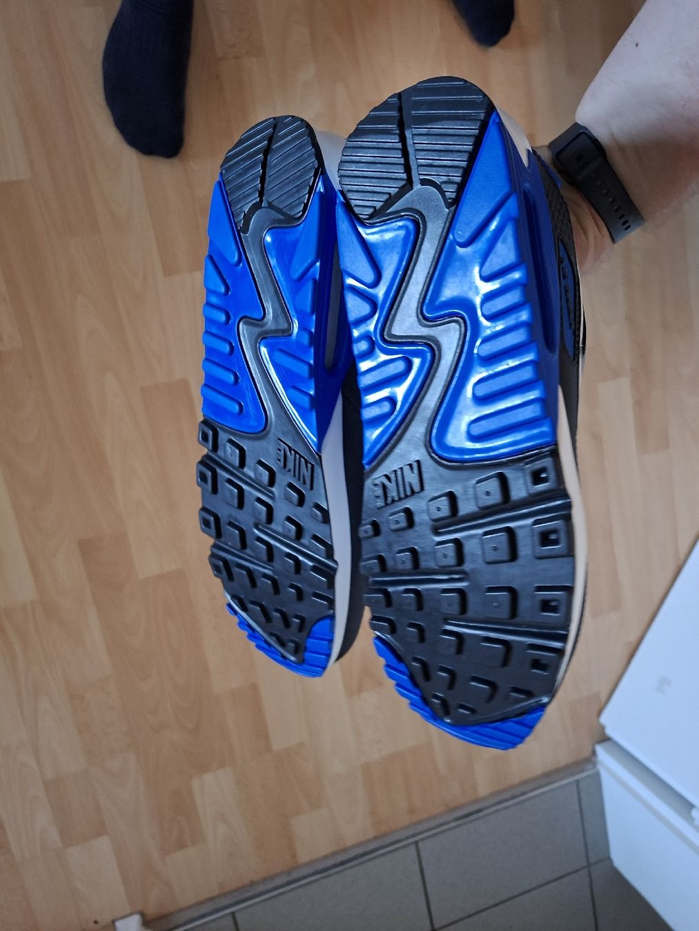 Scarpe da uomo: Nike Air Max 90 – Usato da Niederrohrdorf venduto da luc_cw2h 3
