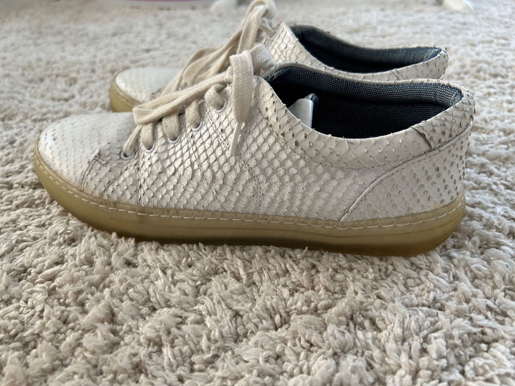 Massimo Dutti Damenschuhe: Massimo Dutti Sneakers Gr. 39 Weiss Leder – Gebraucht aus Horn von Resvi 2
