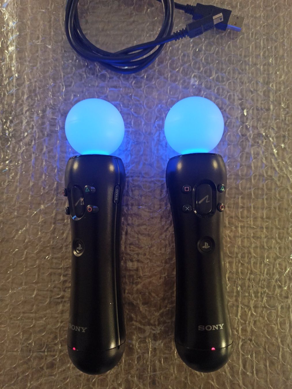 Sony Controller: 2x Original Sony PS Move Motion Controller / VR / PS4 / PS3 – Gebraucht aus Oberweningen von mar_87mx