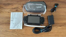 Sony PSP Konsole PSP-1000 mit Hüllen