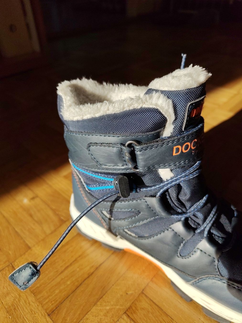 Schuhe für Jungen: Chaussures pour la neige Dockers 37 – Gebraucht aus Lausanne von lozed 3