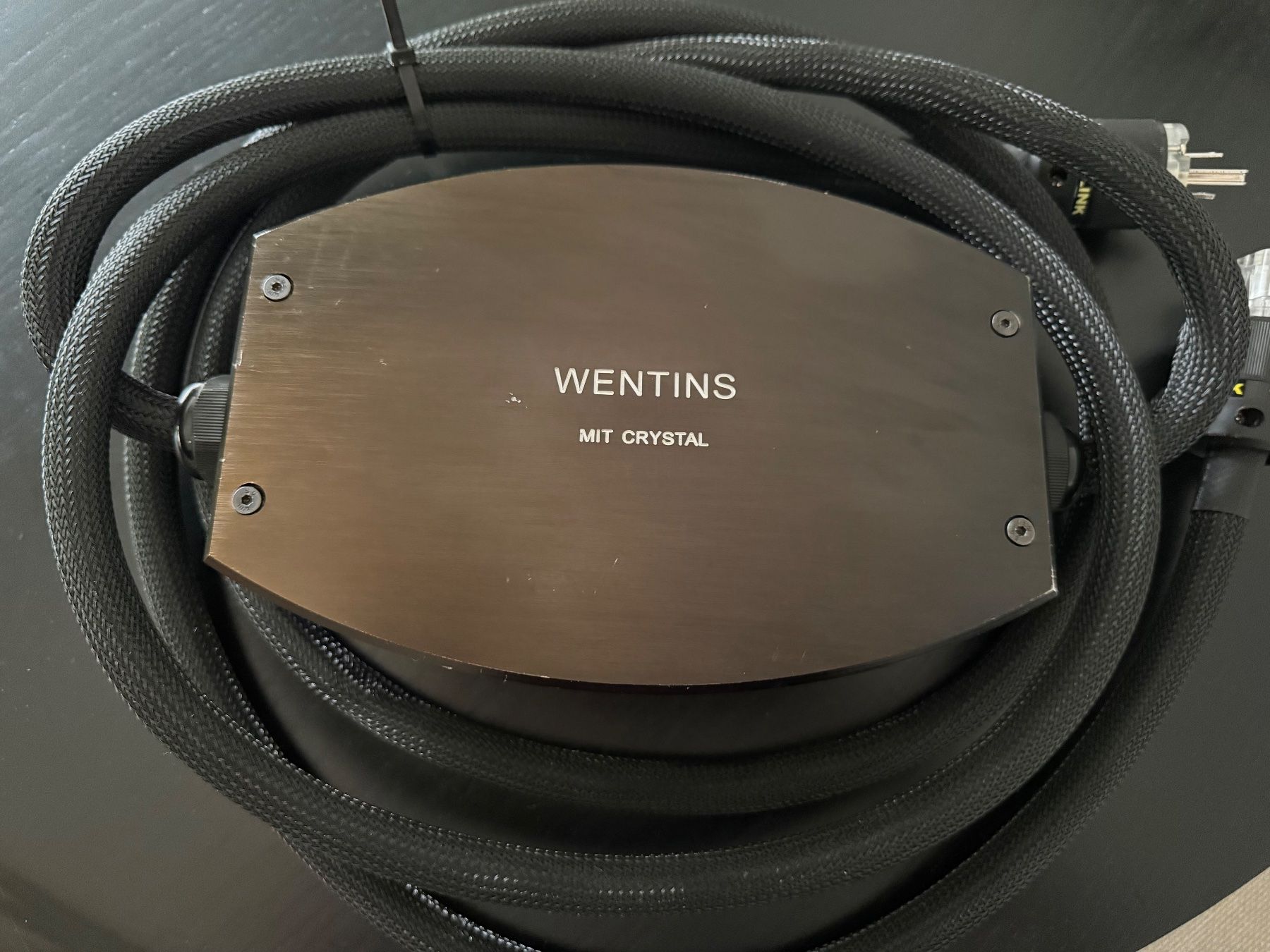 Convertitori: WENTINS MIT CRYSTAL Power Cable - Pristine Condition! – Usato da Schlieren venduto da BT89