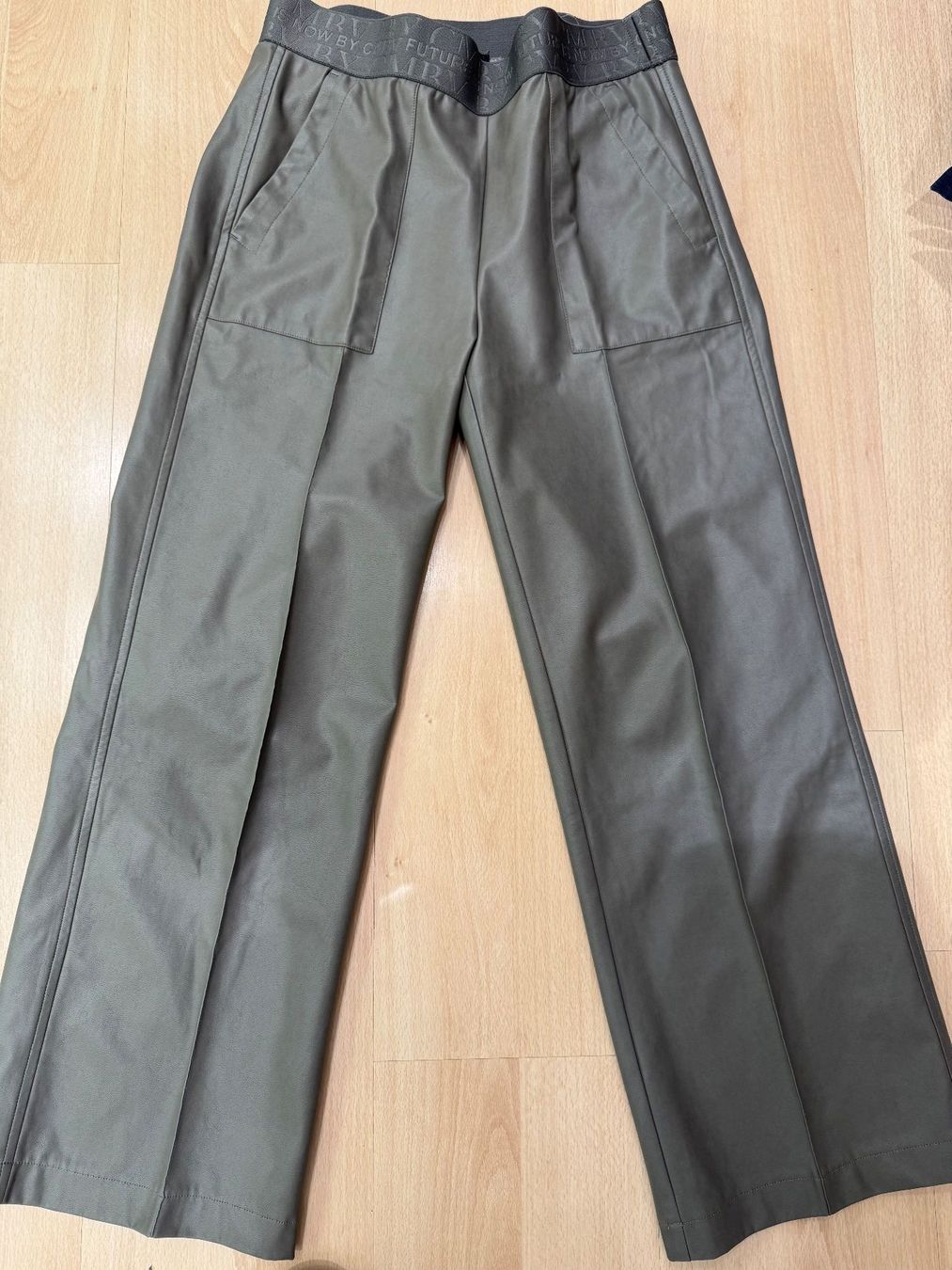 Cambio Hosen: Trendige Kunstlederhose, Cambio, Gr. 36 – Gebraucht aus Oberrohrdorf von maggys15 1