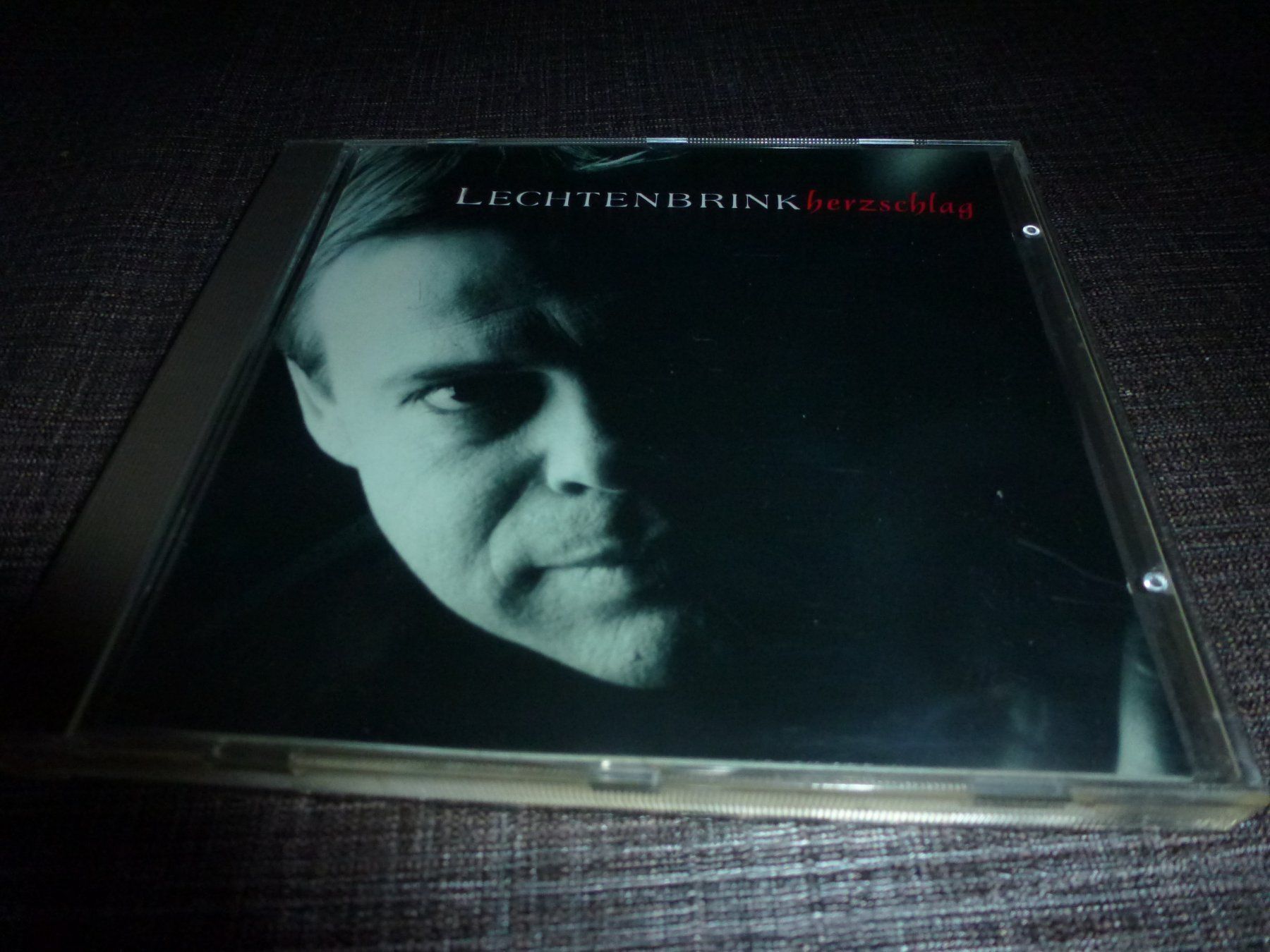 CD: Lechtenbrink - Herzschlag CD – Usato da Olten venduto da Disc-Ausverkauf