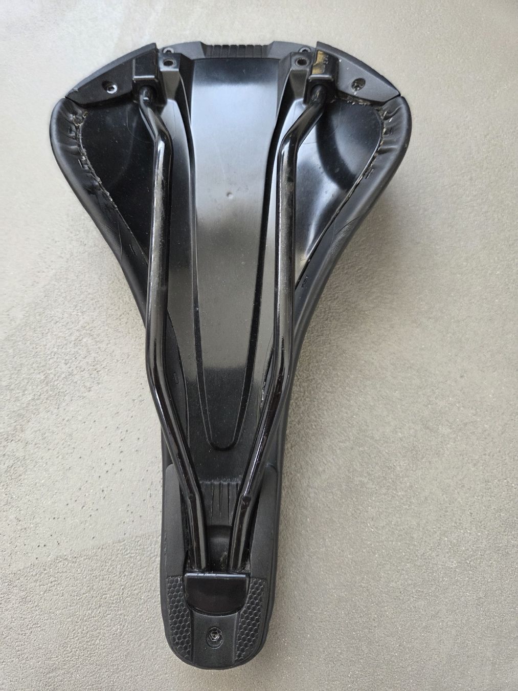 Specialized Ersatzteile: Specialized Power Comp Sattel, 143mm  – Gebraucht aus Zürich von yubr 1
