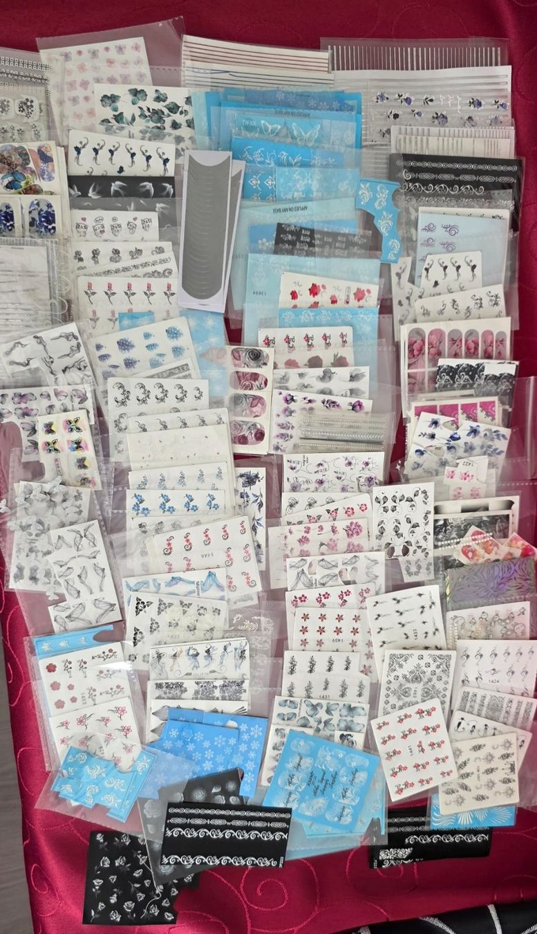 Künstliche Fingernägel: Nageldesign Zubehör – Gebraucht aus Mägenwil von Sleidina
