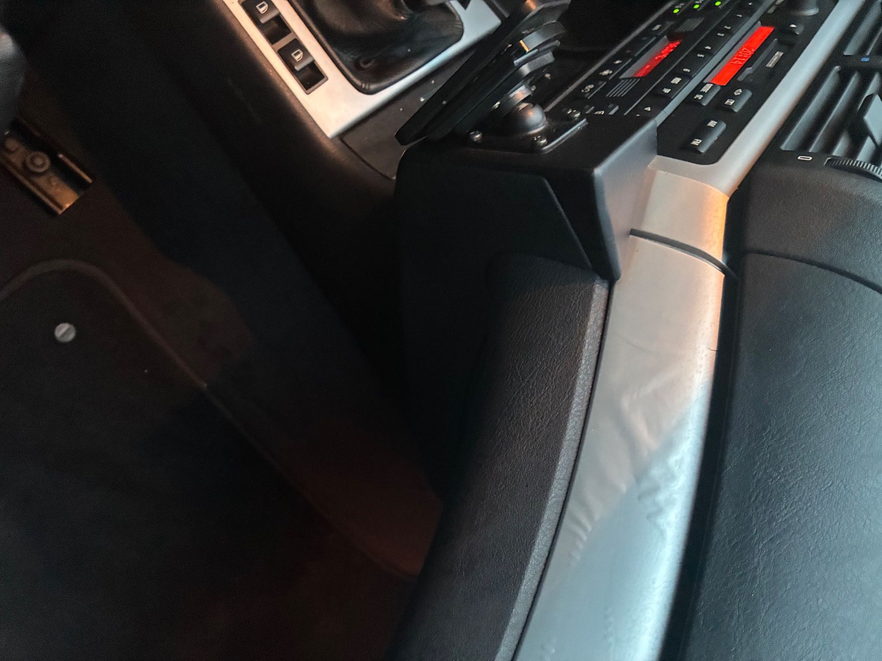 BMW Autos: BMW 325 Ci Cabrio e46 – D'occasion à Windisch par S.O.S 8