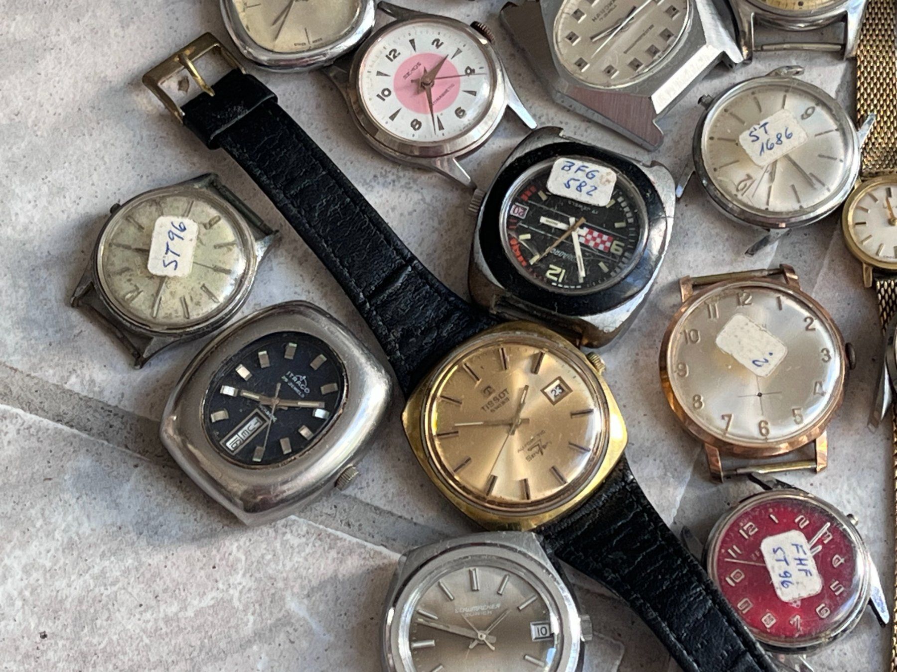 Uhren: Lot Armbanduhren Vintage – Defekt aus Worblaufen von chronyves 4
