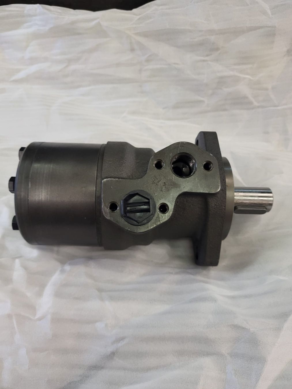 Motoren: Hydraulikmotor-Ölmotor – Neu (gemäss Beschreibung) aus Au SG von mb1960 2