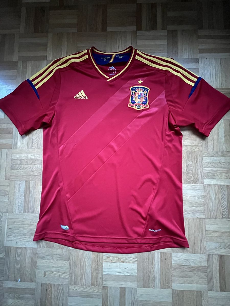 Adidas Leibchen & Hosen: Original Iniesta Spanien Trikot 2012 L – Gebraucht aus Burgdorf von Shirtsy 1