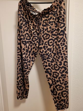 Stylische Leopardenhose Gr. 3XL neu