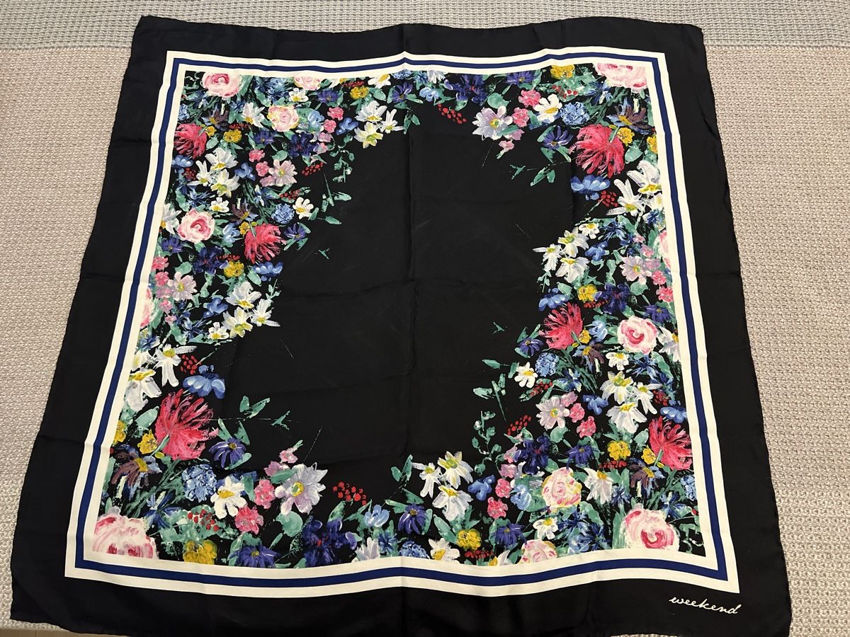 Max Mara Foulard & Sciarpe: Max mara weekend silk scarf – Nuovo (secondo la descrizione) da Corsier GE venduto da Karol_save_planet 4