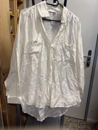 sehr leichte, lange Seiden Bluse 38