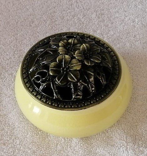 Tutte le decorazioni: Räuchertopf aus Keramik – Nuovo (secondo la descrizione) da Grächen venduto da Hel7890