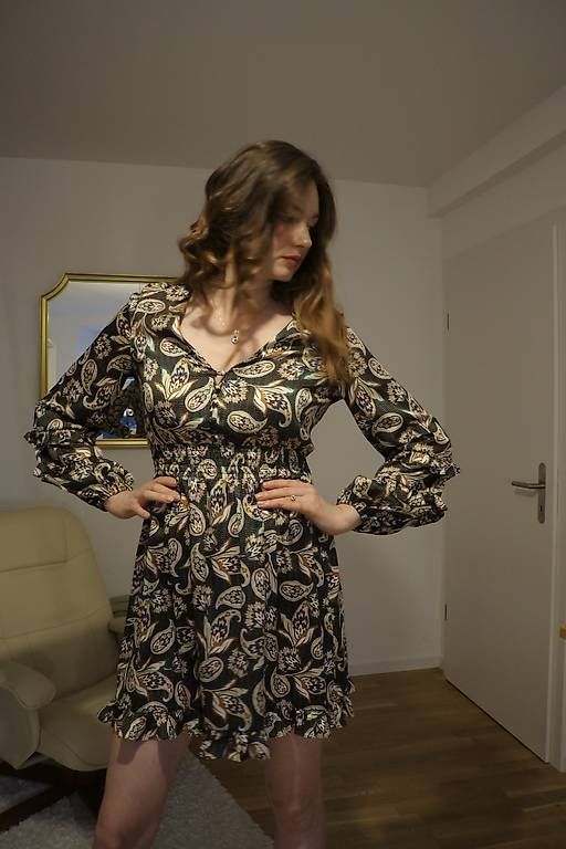 Maje Robes: Maje Kleid – D'occasion à Bauma par duj_9dsw