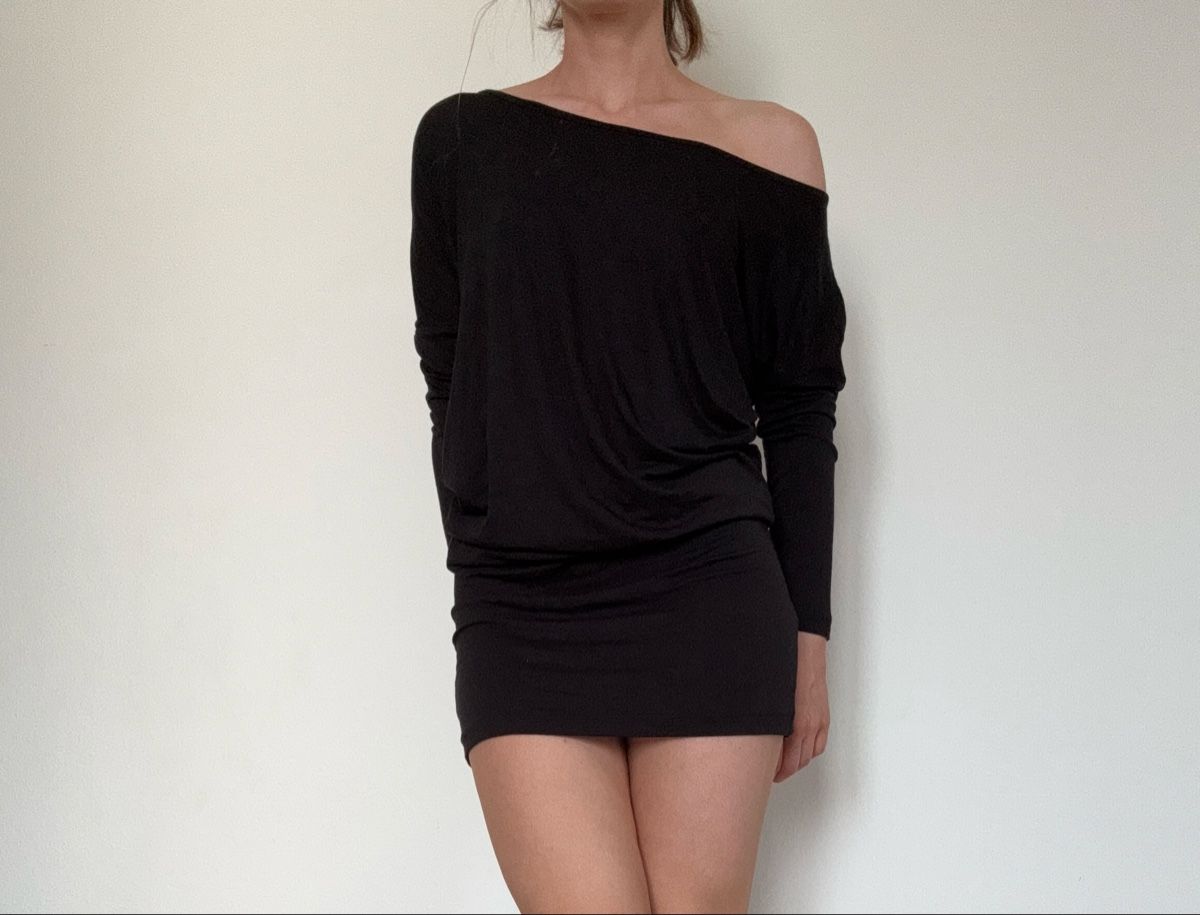 Kleider: Schwarzes Jersey Kleid – Gebraucht aus Zürich von edit_closet