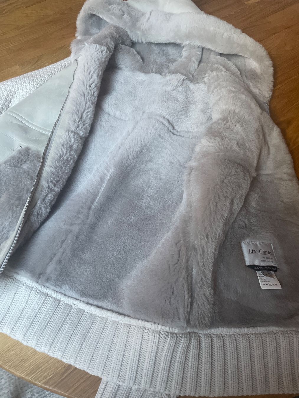 Giacche: Lisa Conté Shearling Jacke, Grösse 36 – Usato da Alpnachstad venduto da Nicolyn56 3