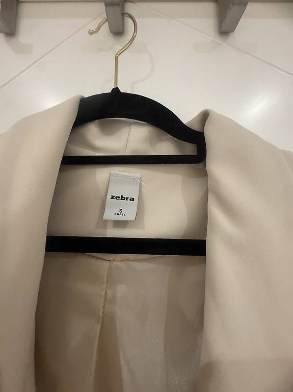 Jacken: Blazer Grösse S – Gebraucht aus Weiach von cor_2sss 1