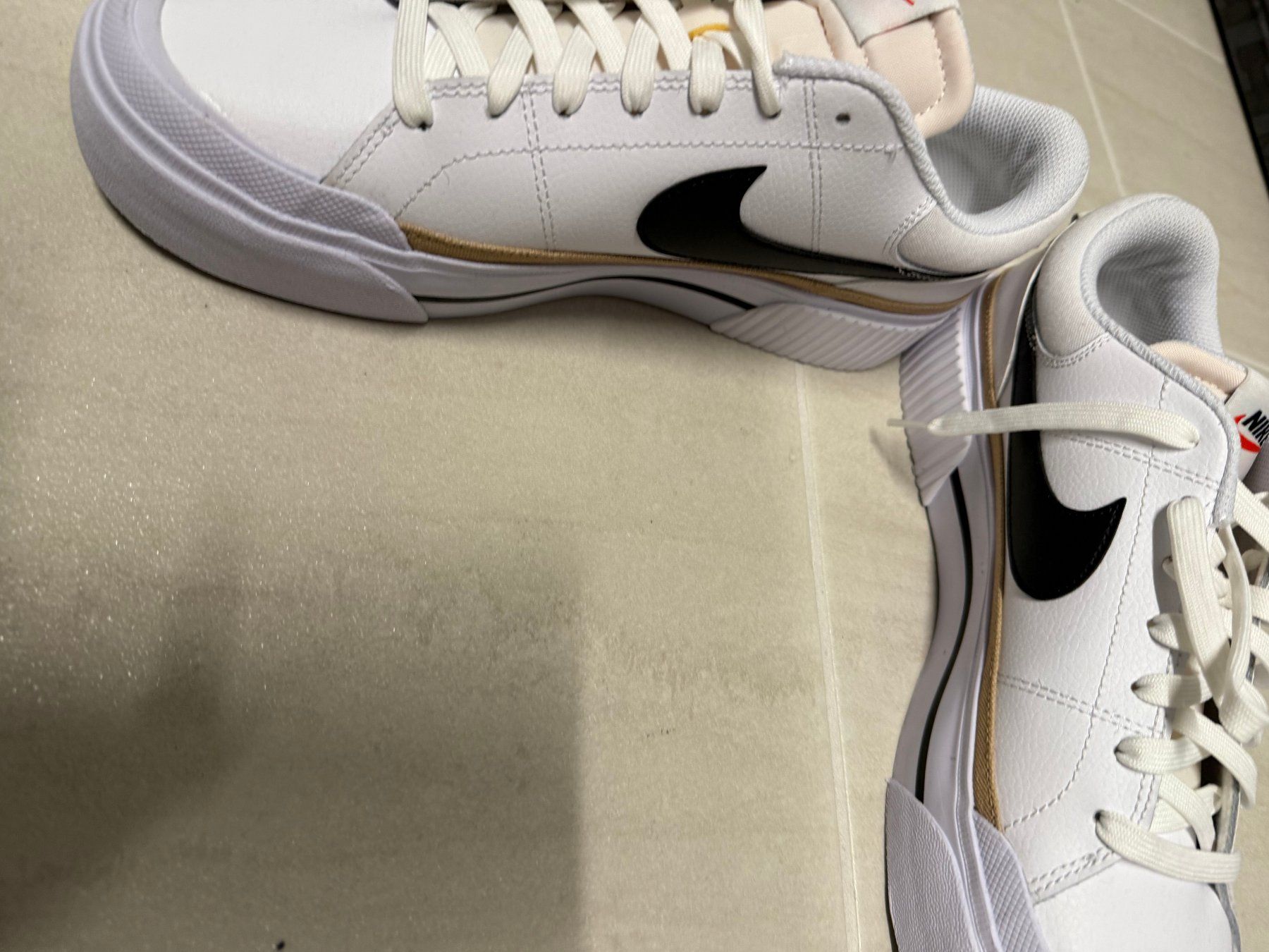 Nike Scarpe da uomo: Nike Court Legacy Gr.42 – Nuovo (secondo la descrizione) da Rorbas venduto da obstgaertler 4