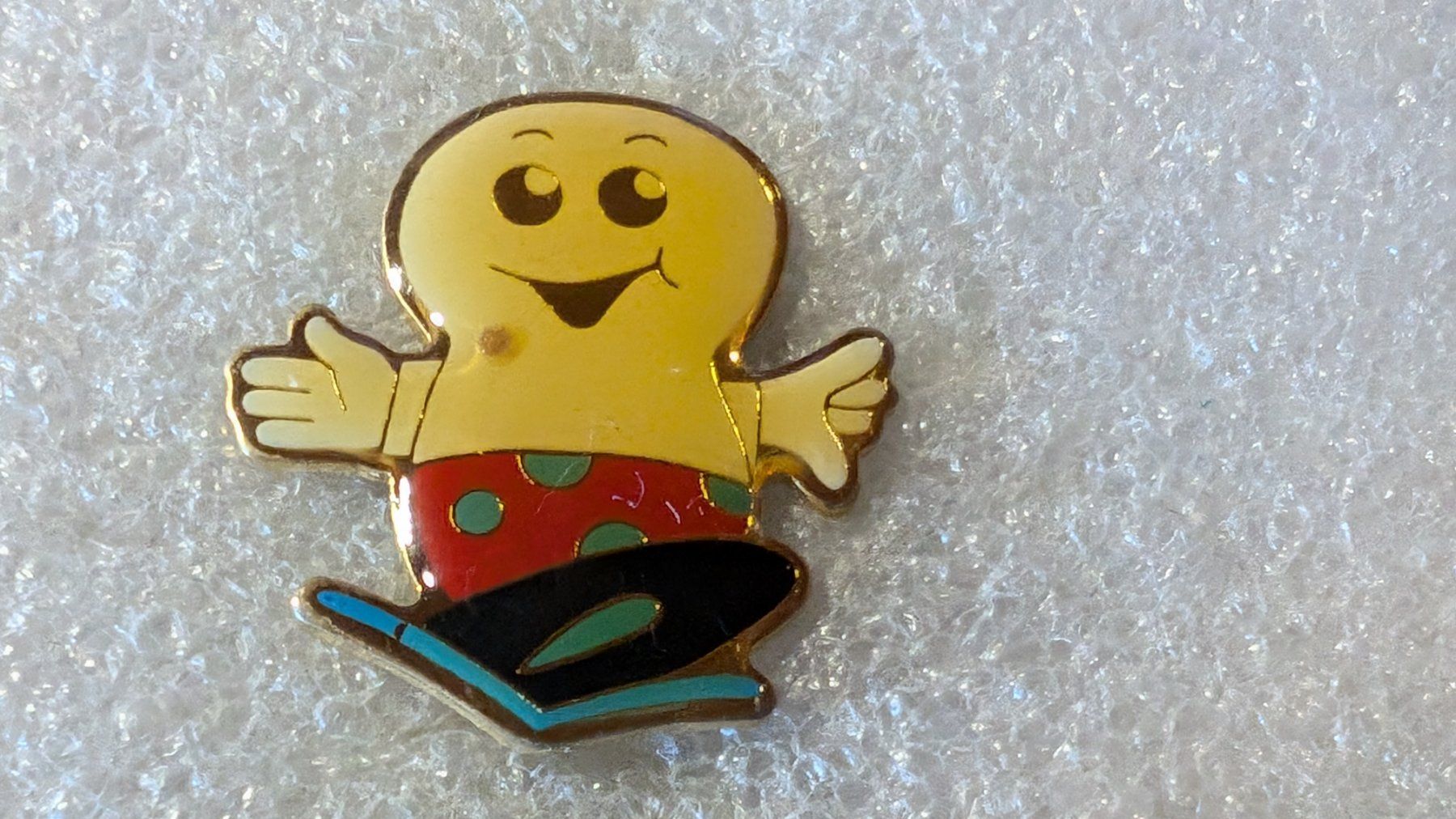 Placchette & Badge: Ansteckpin 228: Maga Bio – Usato da Oppligen venduto da Pin-Fall-Shop
