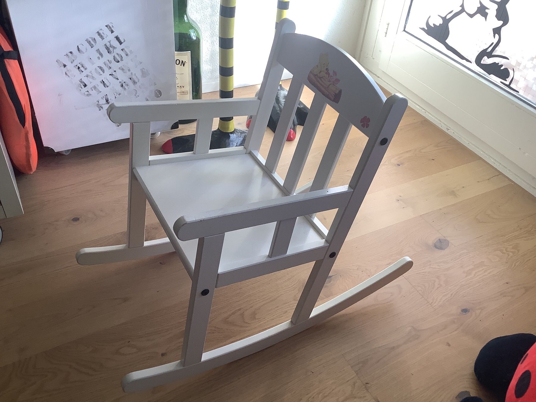 Stühle: Kinderschaukelstuhl weiss – Gebraucht aus Oberengstringen von Pepper6
