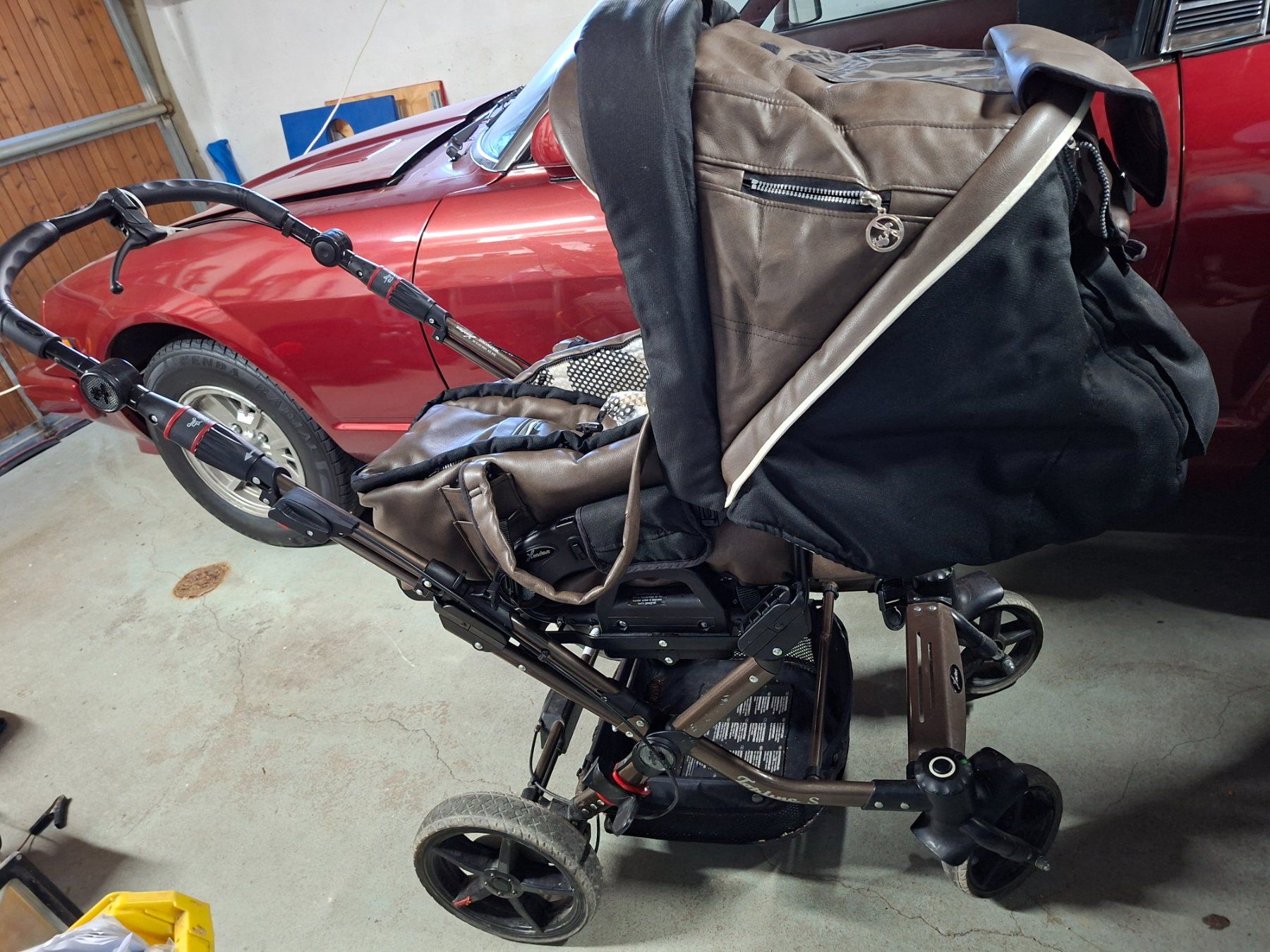 Poussette: Hartan Kinderwagen – D'occasion à Suberg par Saeru5