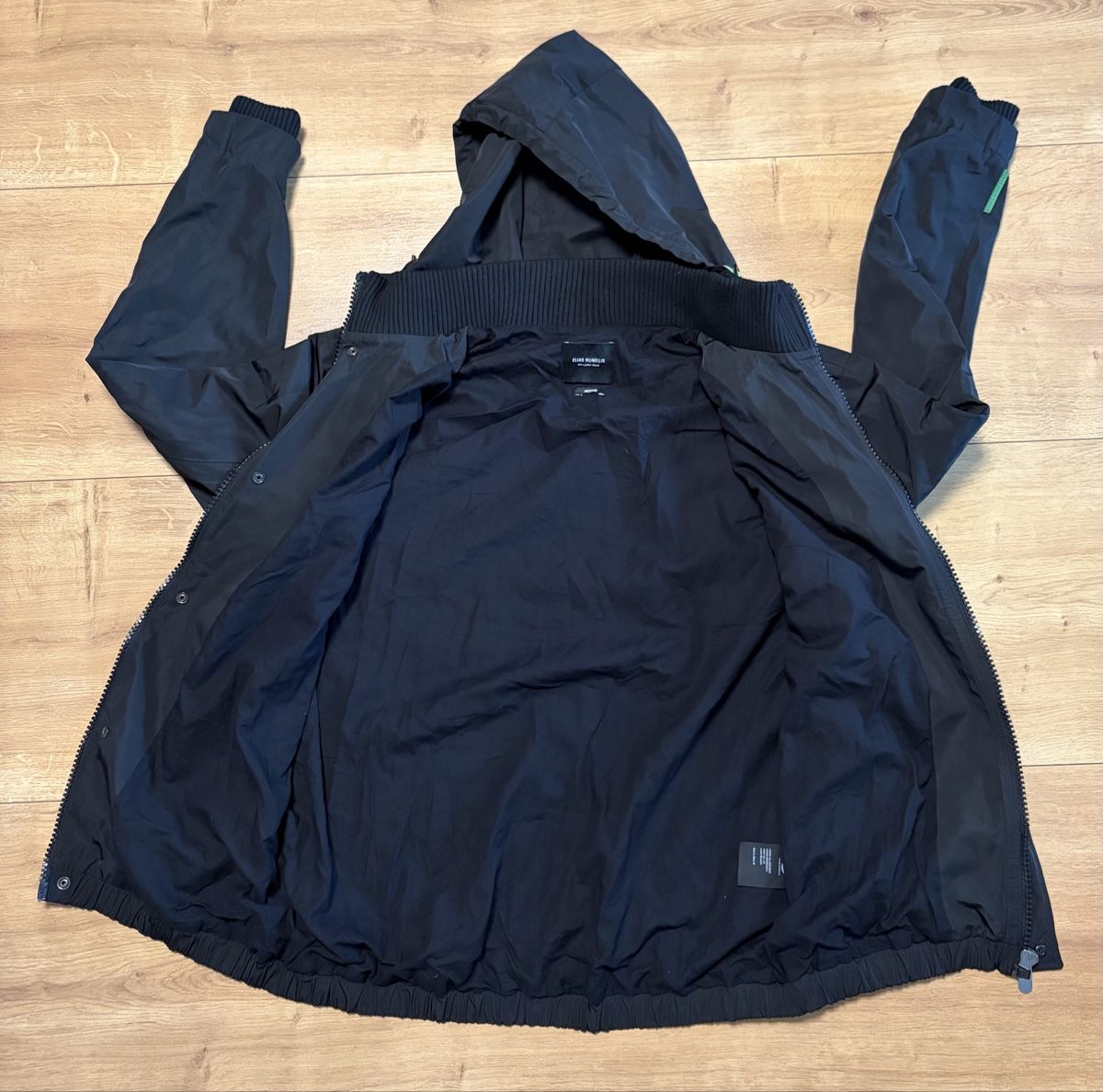 Jacken: Elias Rumelis Übergangsjacke Gr. M – Neu (gemäss Beschreibung) aus Liestal von RogerS28 3