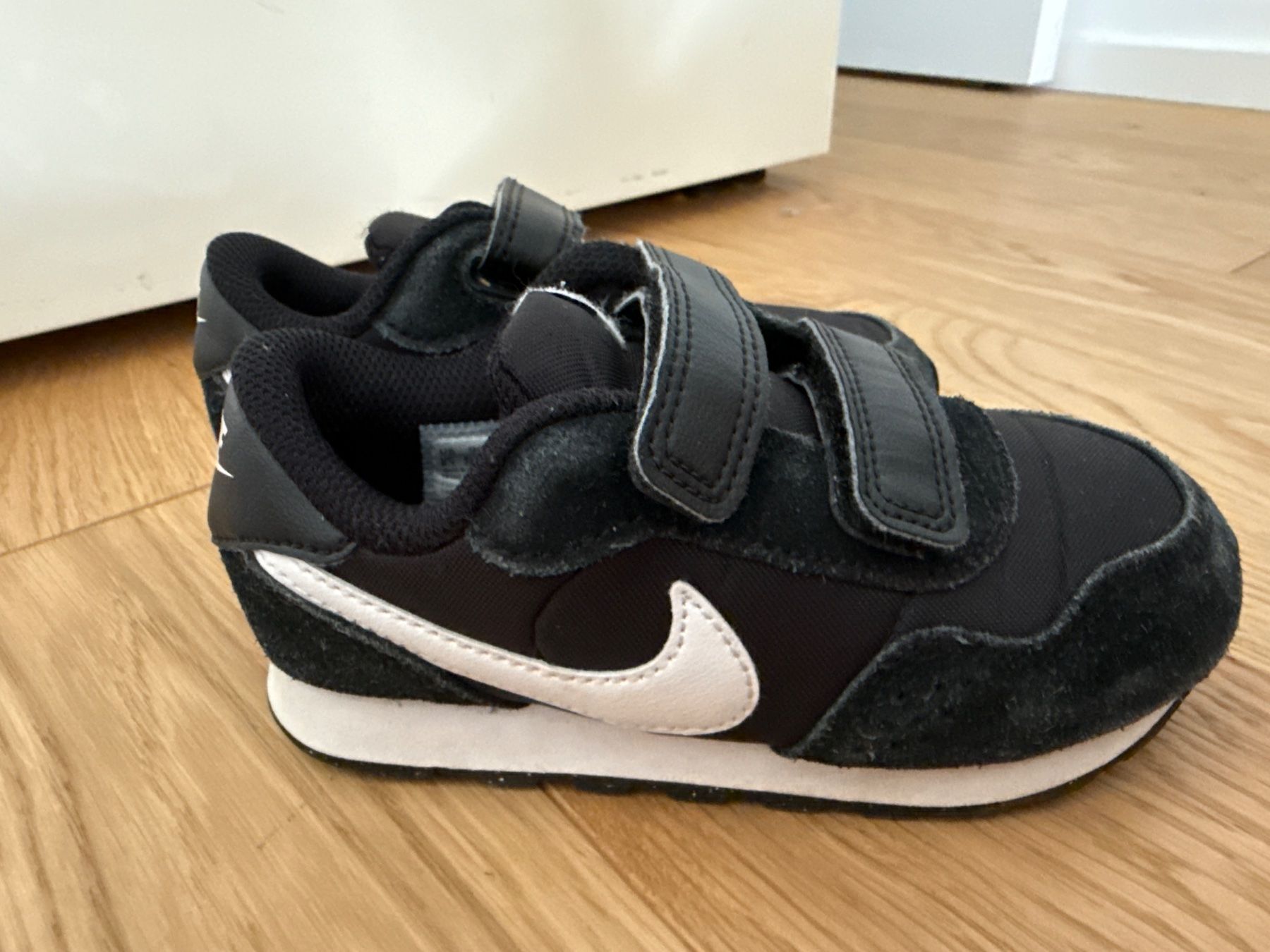 Adidas Chaussures garçon: Nike Kinder Sneaker Gr.26 – D'occasion à Schönenwerd par d.chiara 2