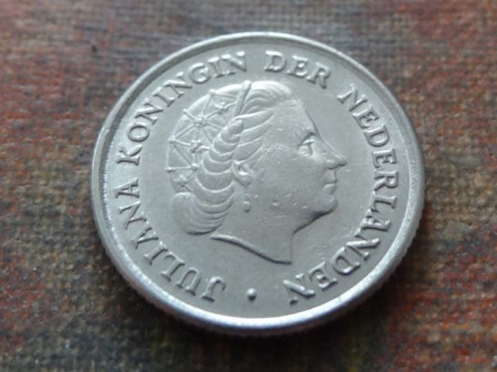 Tutti le monete: PAYS-BAS  Nederland  10  Cent  1962 – Usato da Romanel-sur-Lausanne venduto da Swift13 1
